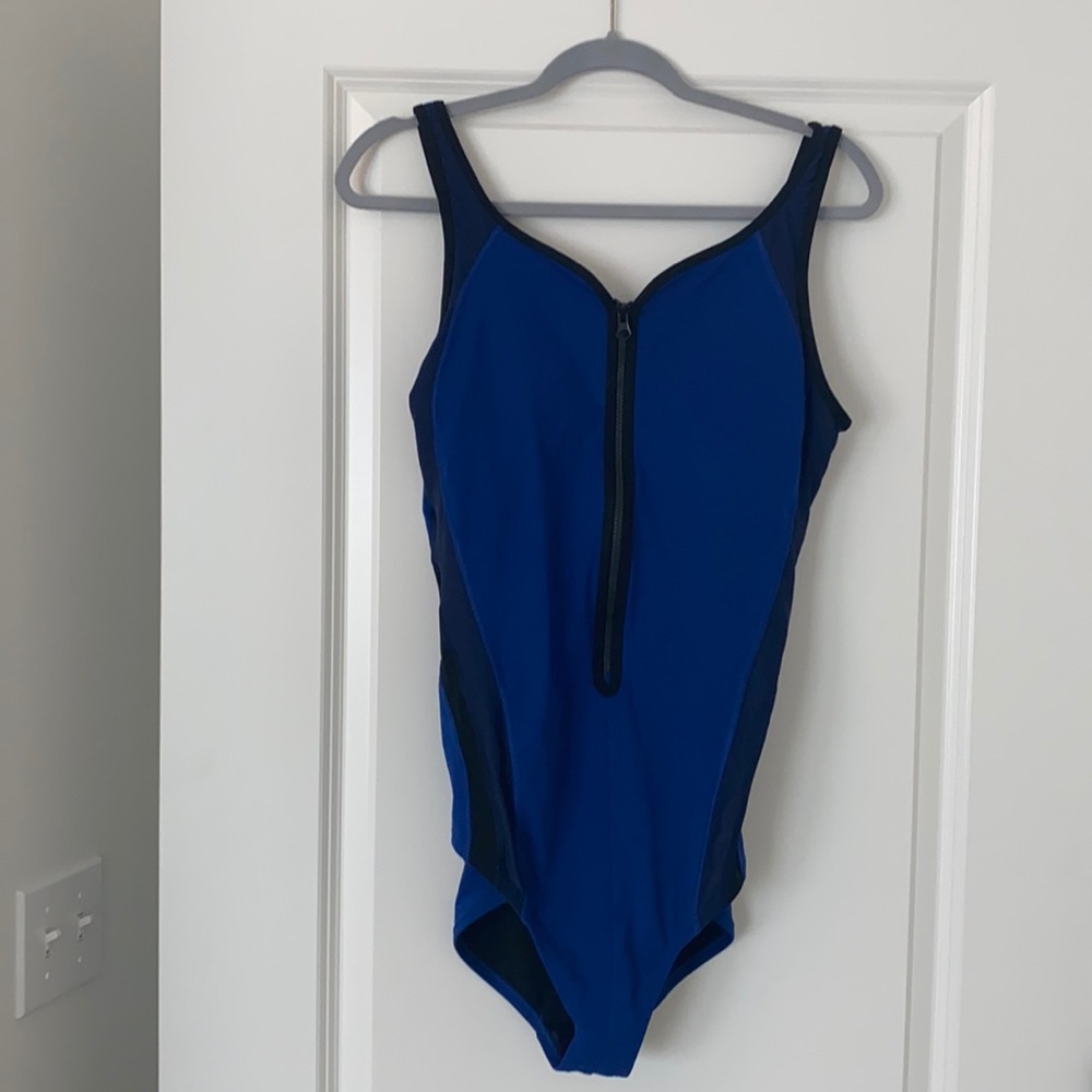 Full piece speedo swimwear